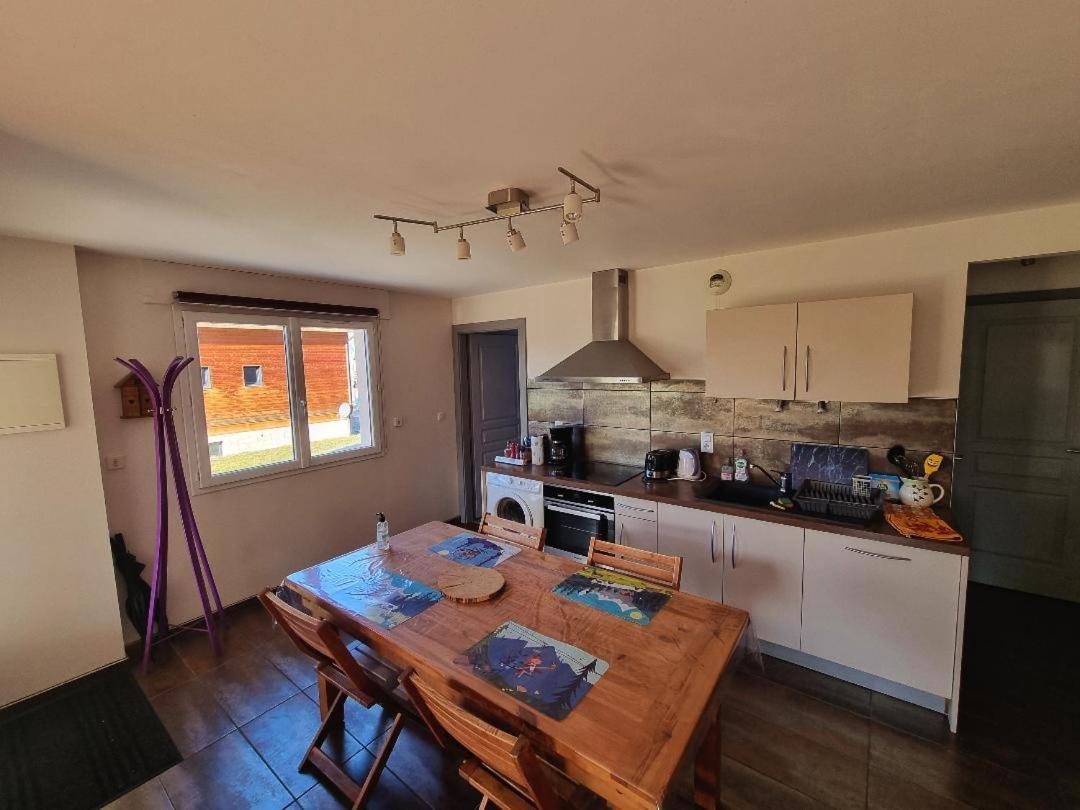 Magnifique Appartement A La Montagne Classe 4 Etoiles Chapelle-des-Bois Dış mekan fotoğraf